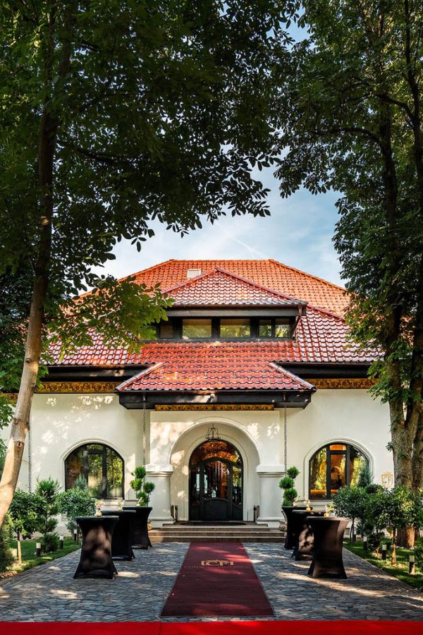 Conacul Filipescu – Locul unde istoria, natura și eleganța se întâlnesc